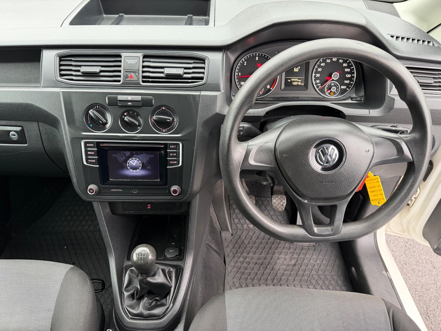 Used Volkswagen Caddy 2016 for sale - 77497034: Photo 4