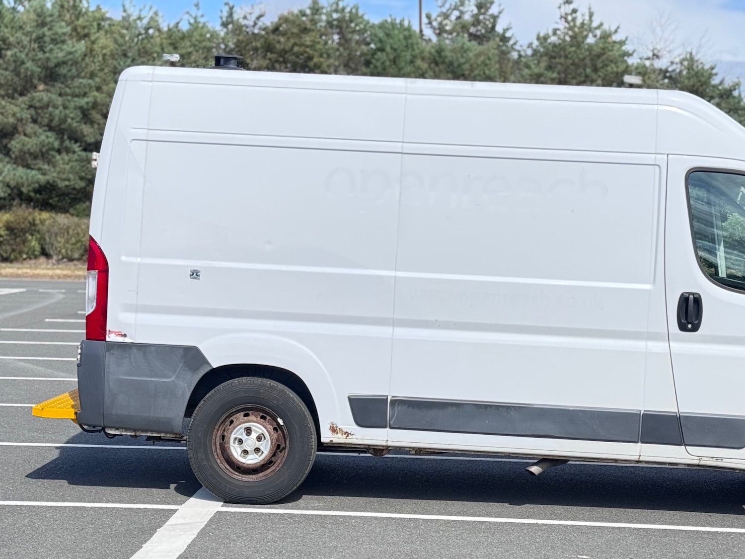 Vehicle 21