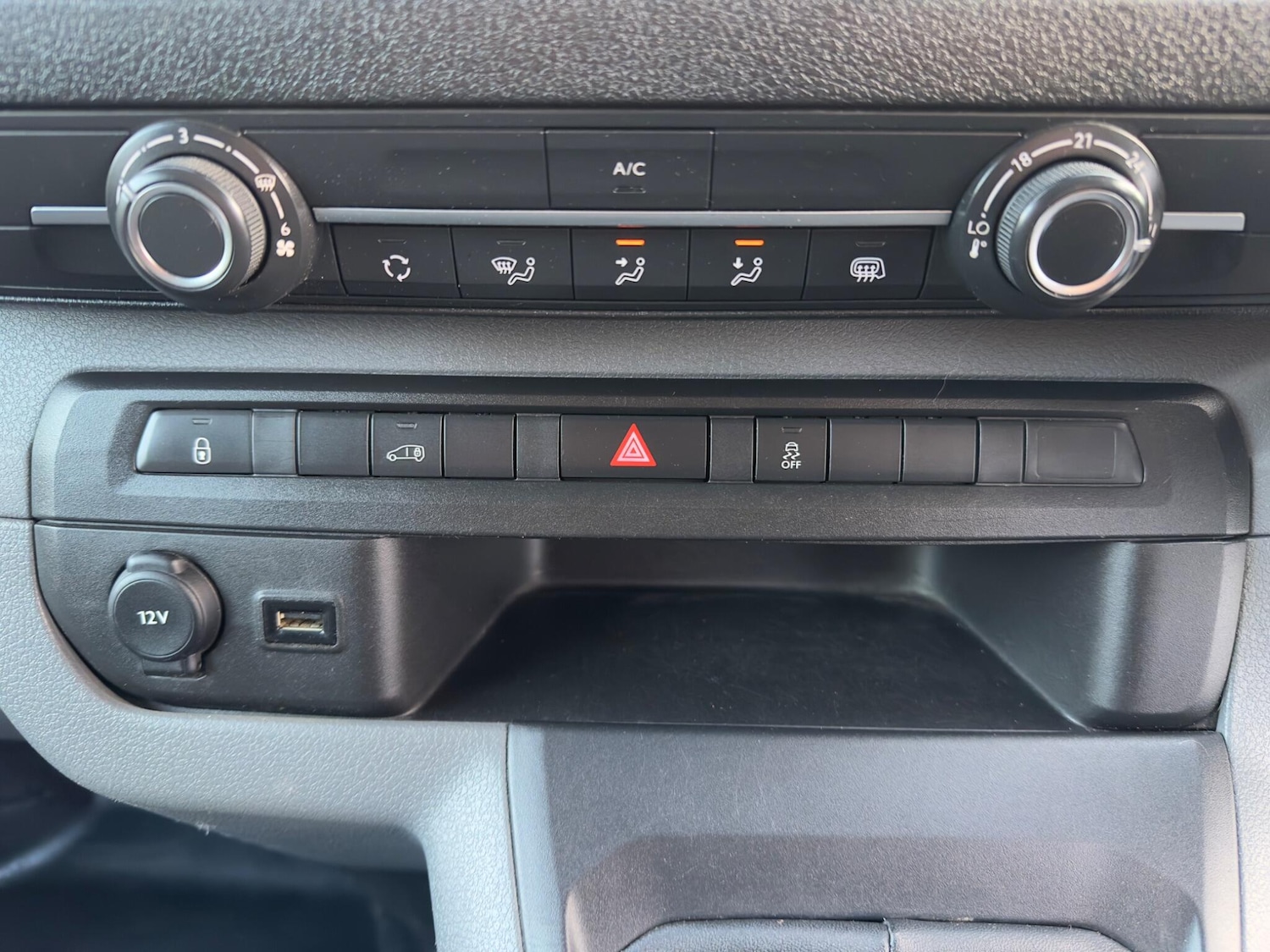 Used Peugeot Expert 2019 for sale - 77067251: Photo 19