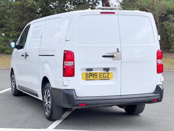 Used Citroen Dispatch 2019 for sale - 75729907: Photo 2