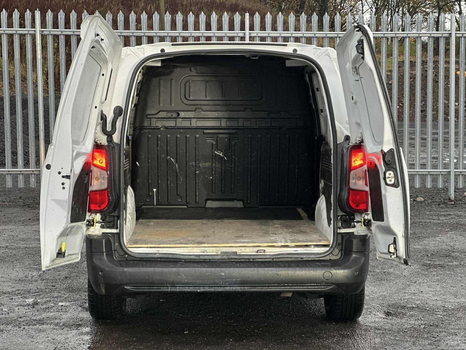 Used Vauxhall Combo 2020 for sale - 76536894: Photo 10