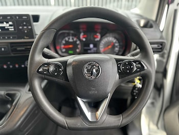 Used Vauxhall Combo 2020 for sale - 76536894: Photo