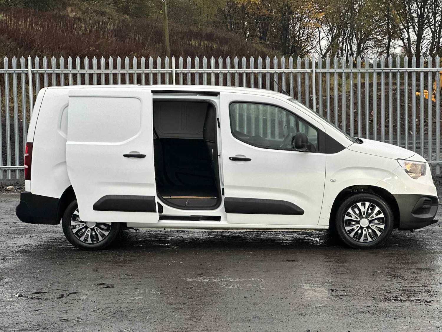 Used Vauxhall Combo 2020 for sale - 76536894: Photo 7