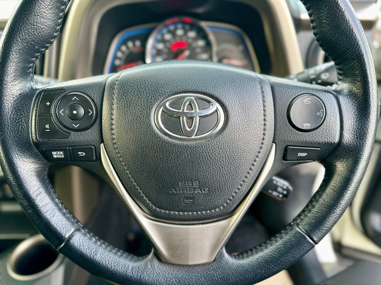 Used Toyota RAV4 2015 for sale - 77032815: Photo 11