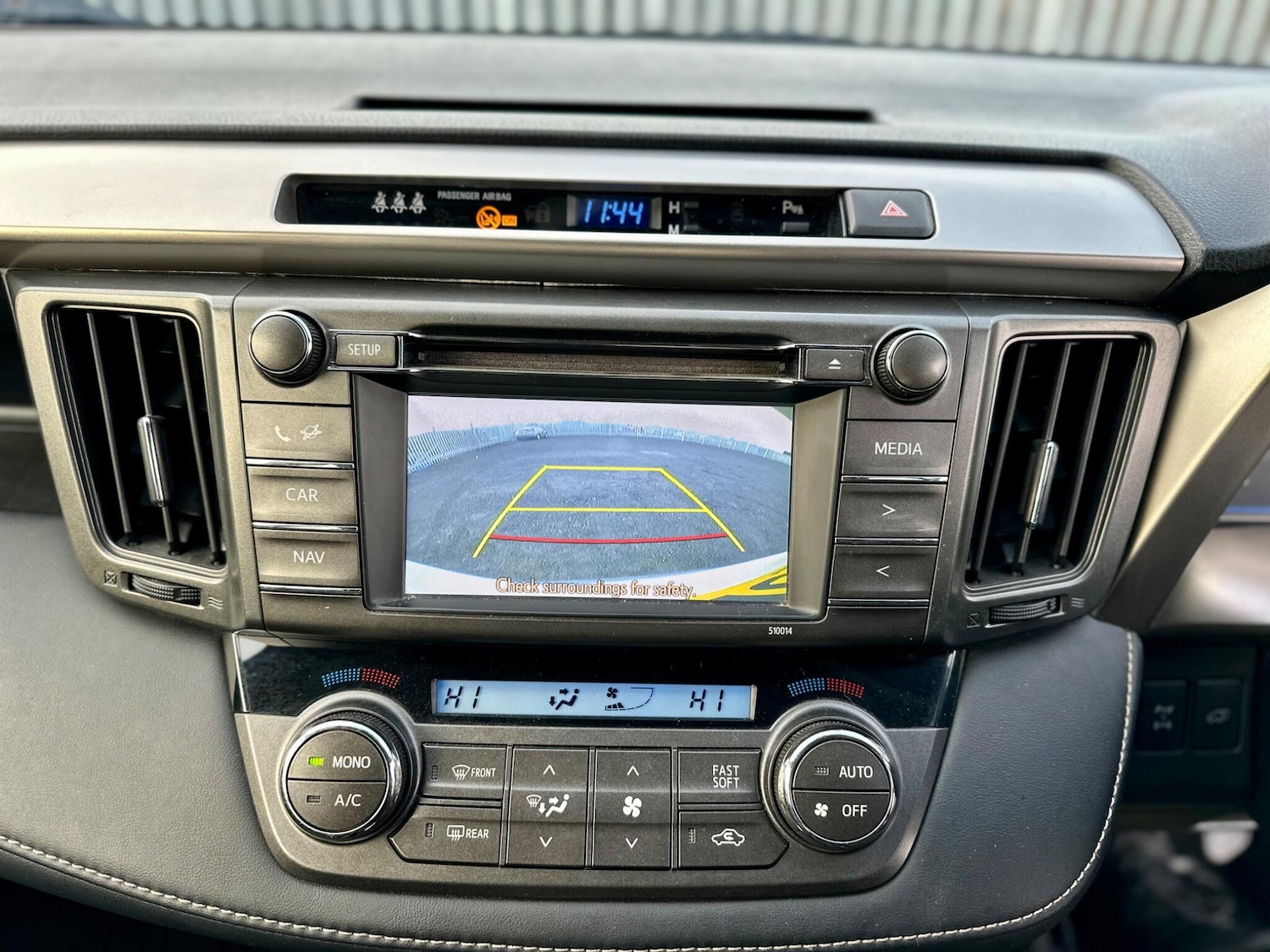 Used Toyota RAV4 2015 for sale - 77032815: Photo 24