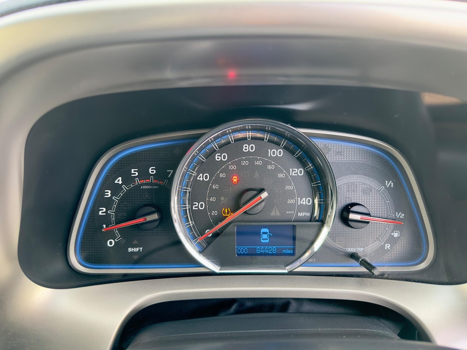 Used Toyota RAV4 2015 for sale - 77032815: Photo 26