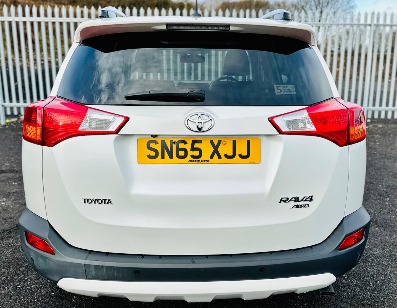 Used Toyota RAV4 2015 for sale - 77032815: Photo 8