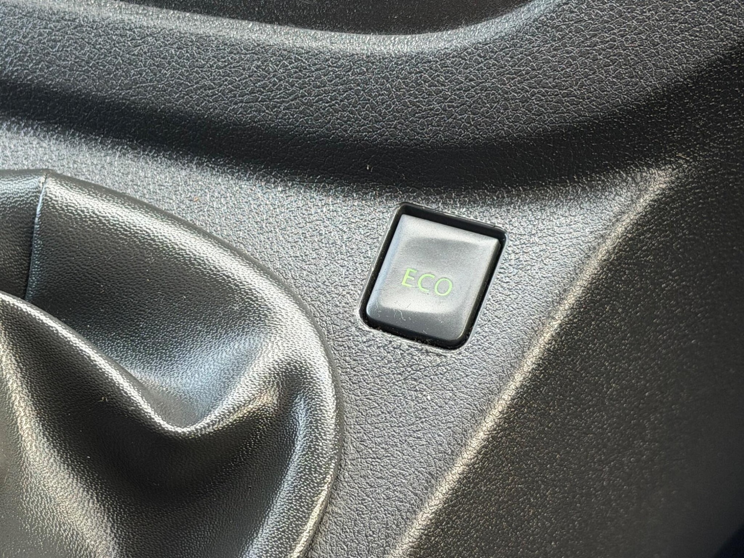 Used Vauxhall Vivaro 2016 for sale - 77839418: Photo 17