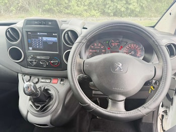 Used Peugeot Partner 2016 for sale - 79311247: Photo