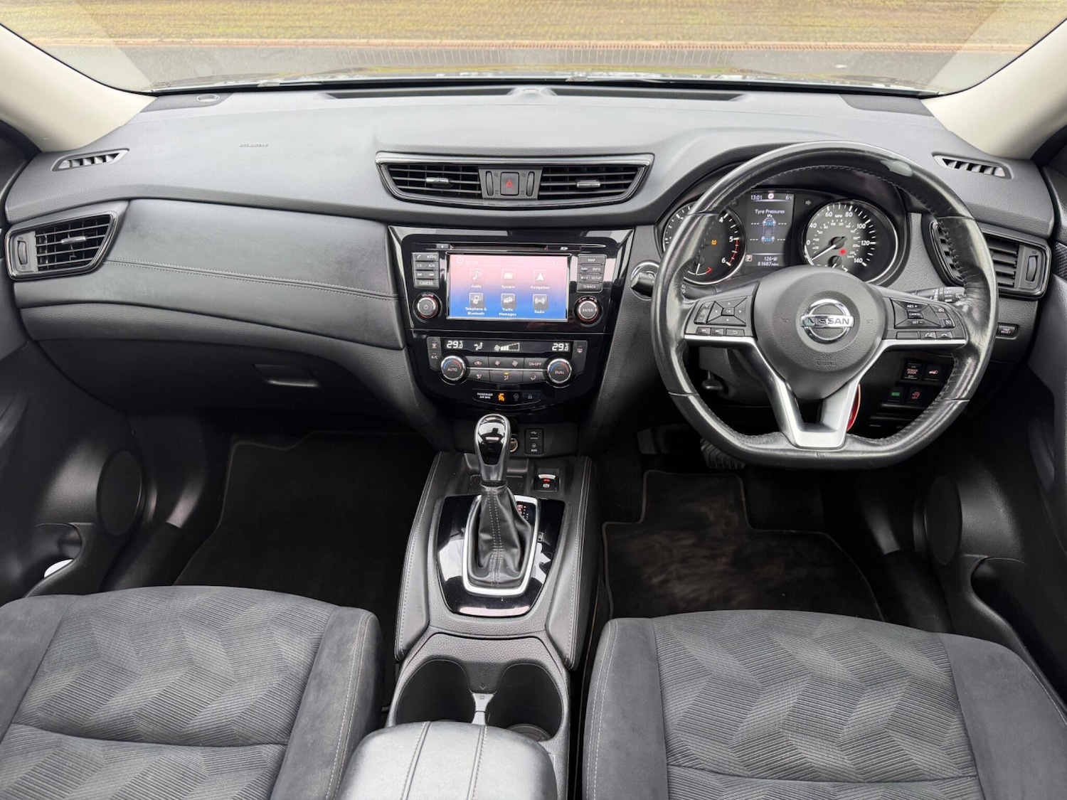 Used Nissan X-Trail 2018 for sale - 77253641: Photo 4