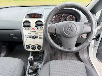 Used Vauxhall Corsa 2009 for sale - 78544708: Photo