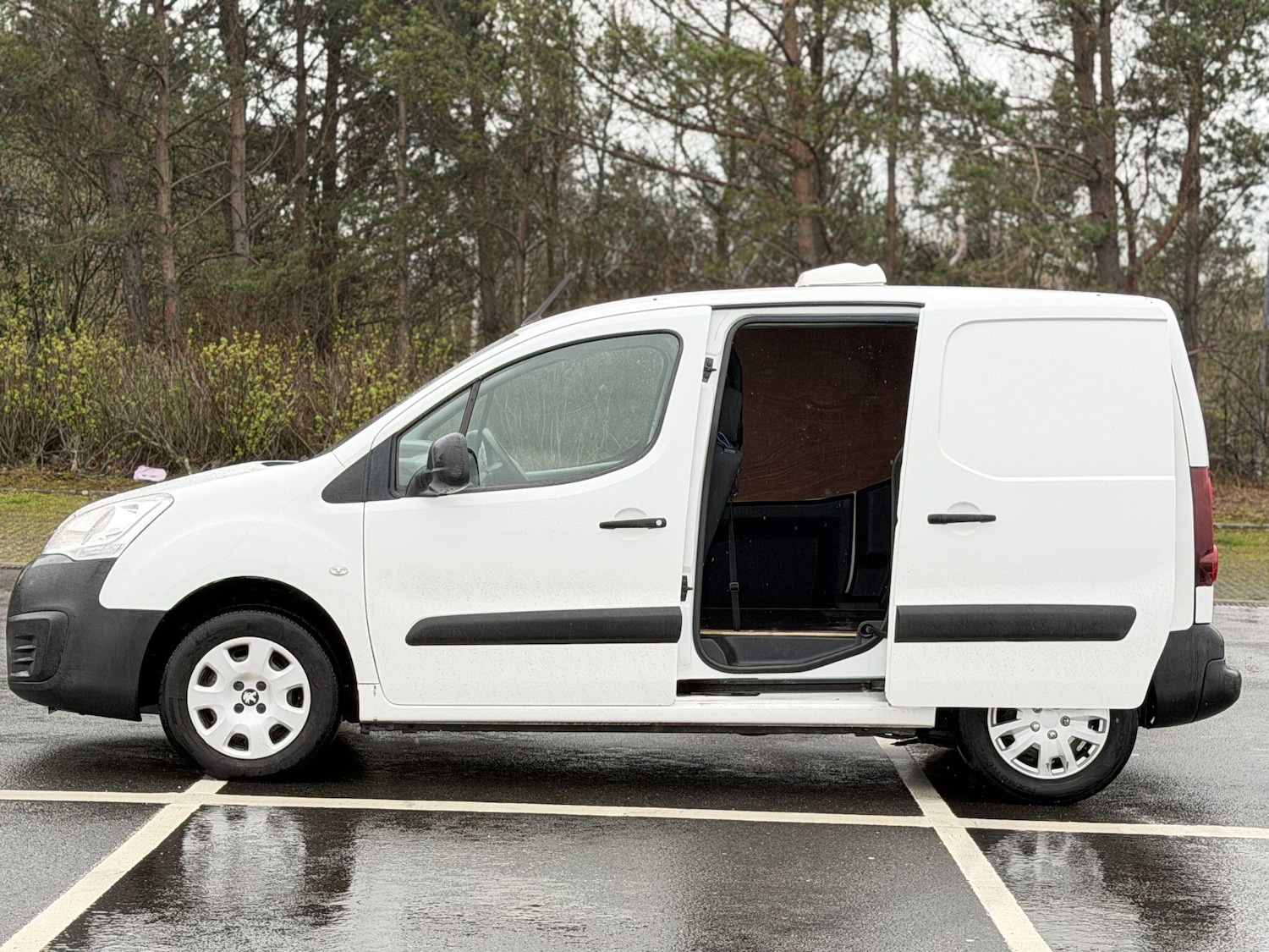 Used Peugeot Partner 2018 for sale - 78157884: Photo 15