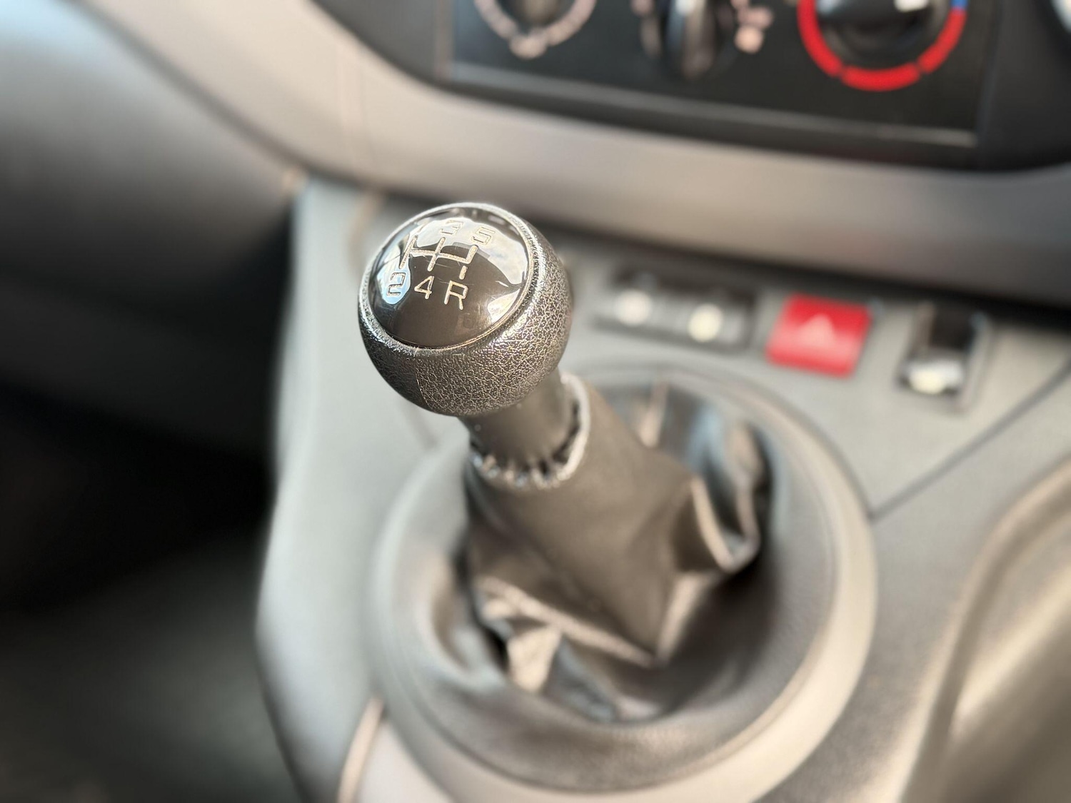 Used Peugeot Partner 2018 for sale - 78157884: Photo 16