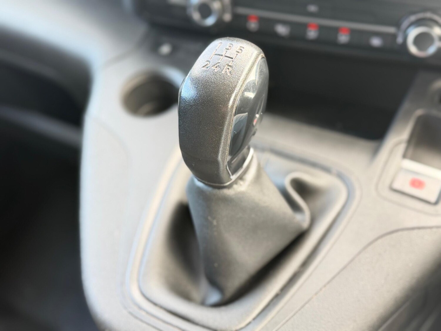 Used Peugeot Partner 2019 for sale - 77939742: Photo 17