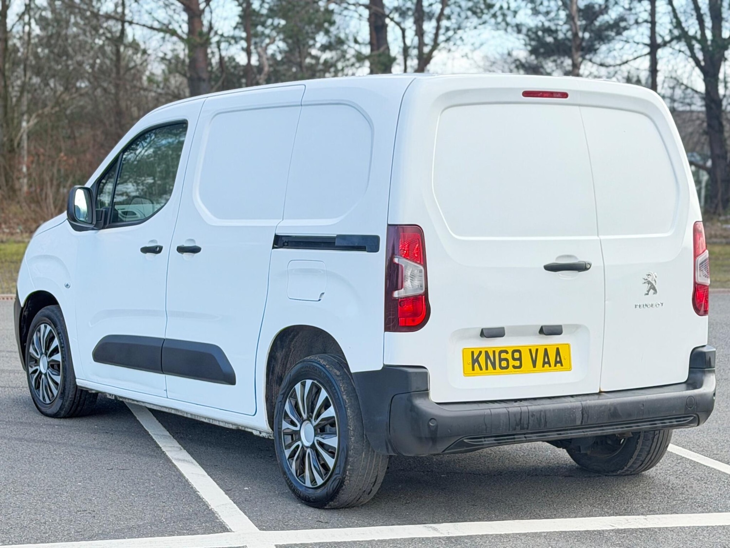 Used Peugeot Partner 2019 for sale - 77939742: Photo 2