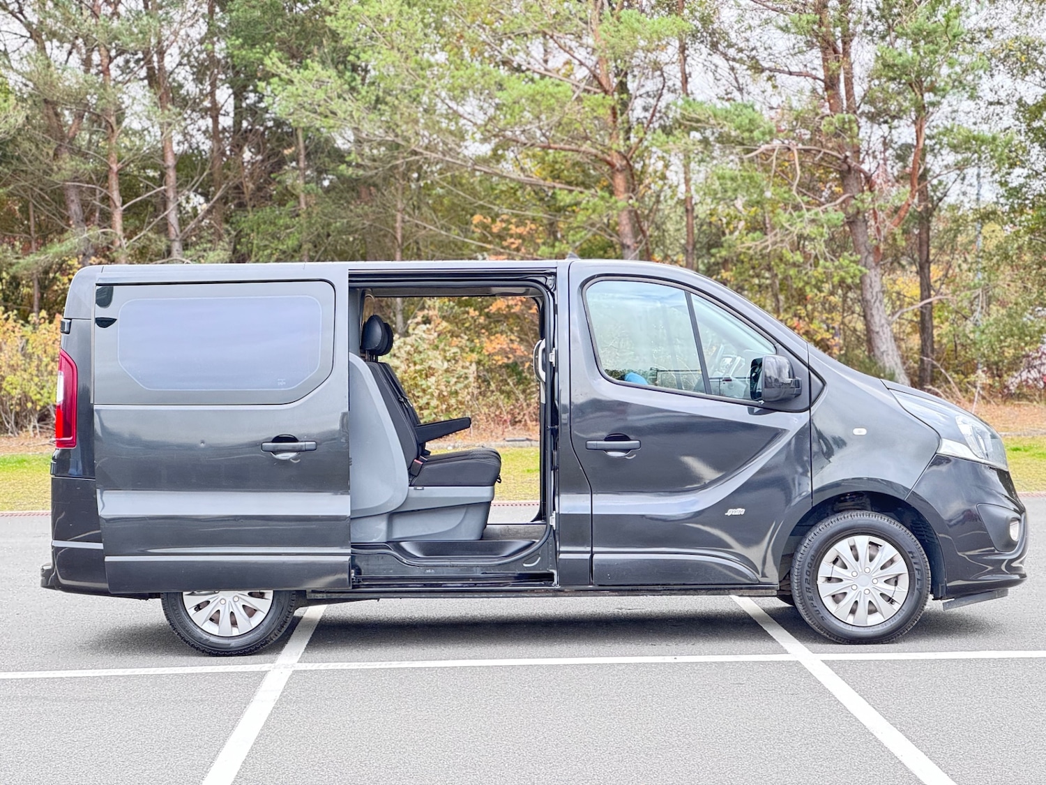 Used Vauxhall Vivaro 2015 for sale - 76265318: Photo 10