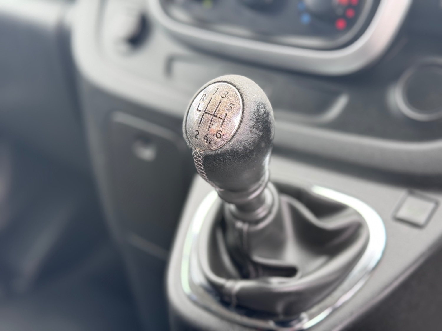 Used Vauxhall Vivaro 2015 for sale - 76265318: Photo 17