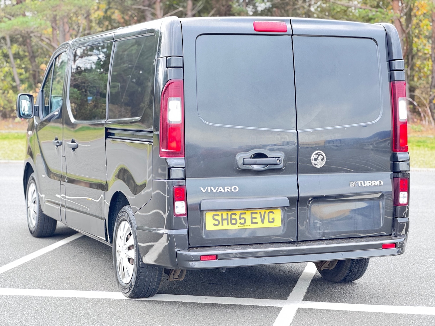 Used Vauxhall Vivaro 2015 for sale - 76265318: Photo 2