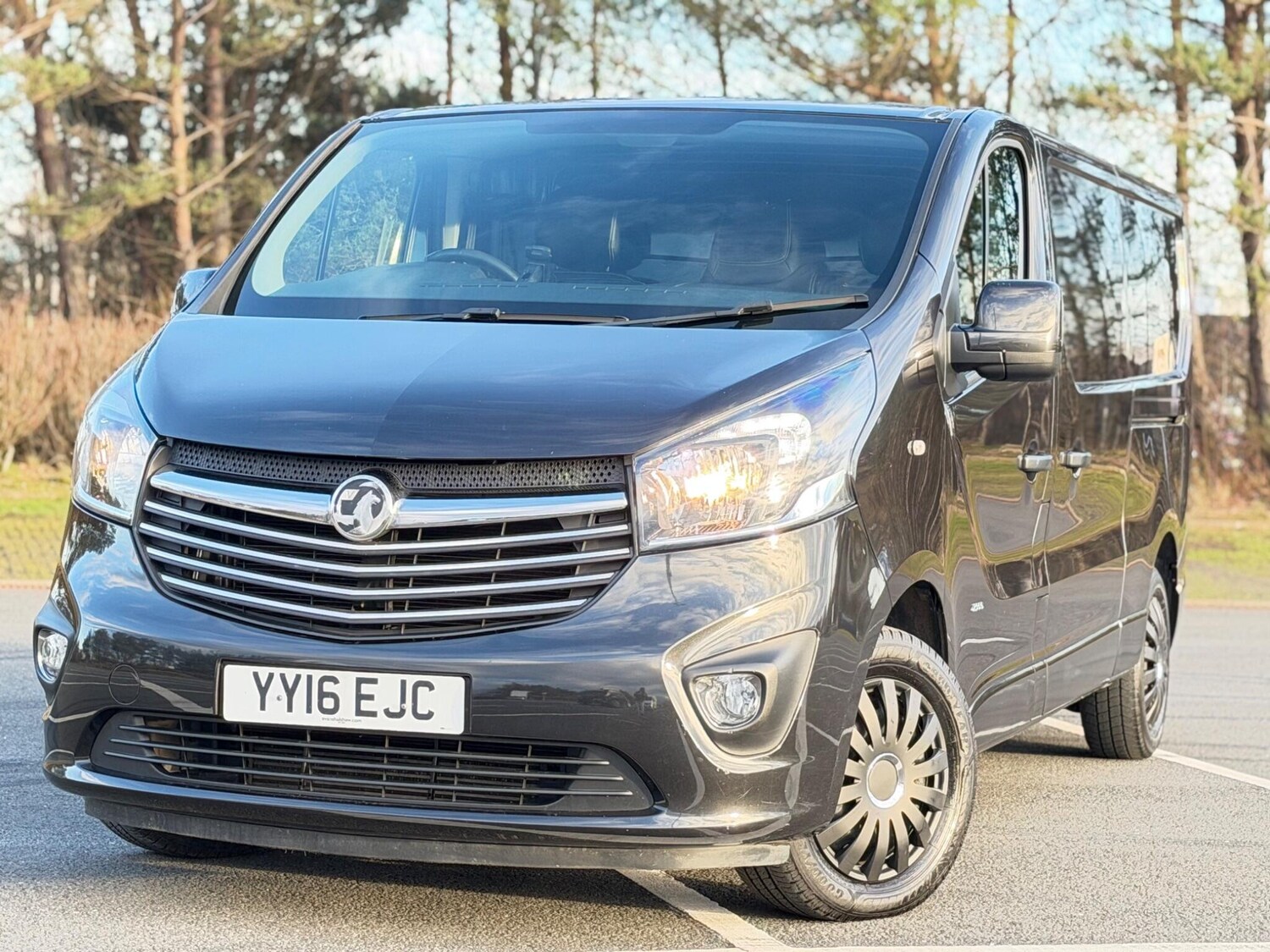 Used Vauxhall Vivaro for sale - 77784333: Photo 4