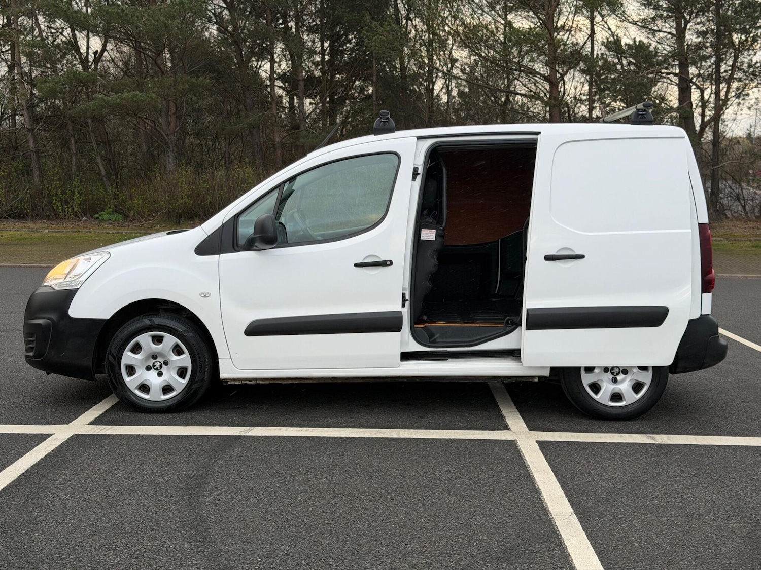 Used Peugeot Partner 2018 for sale - 78006373: Photo 17