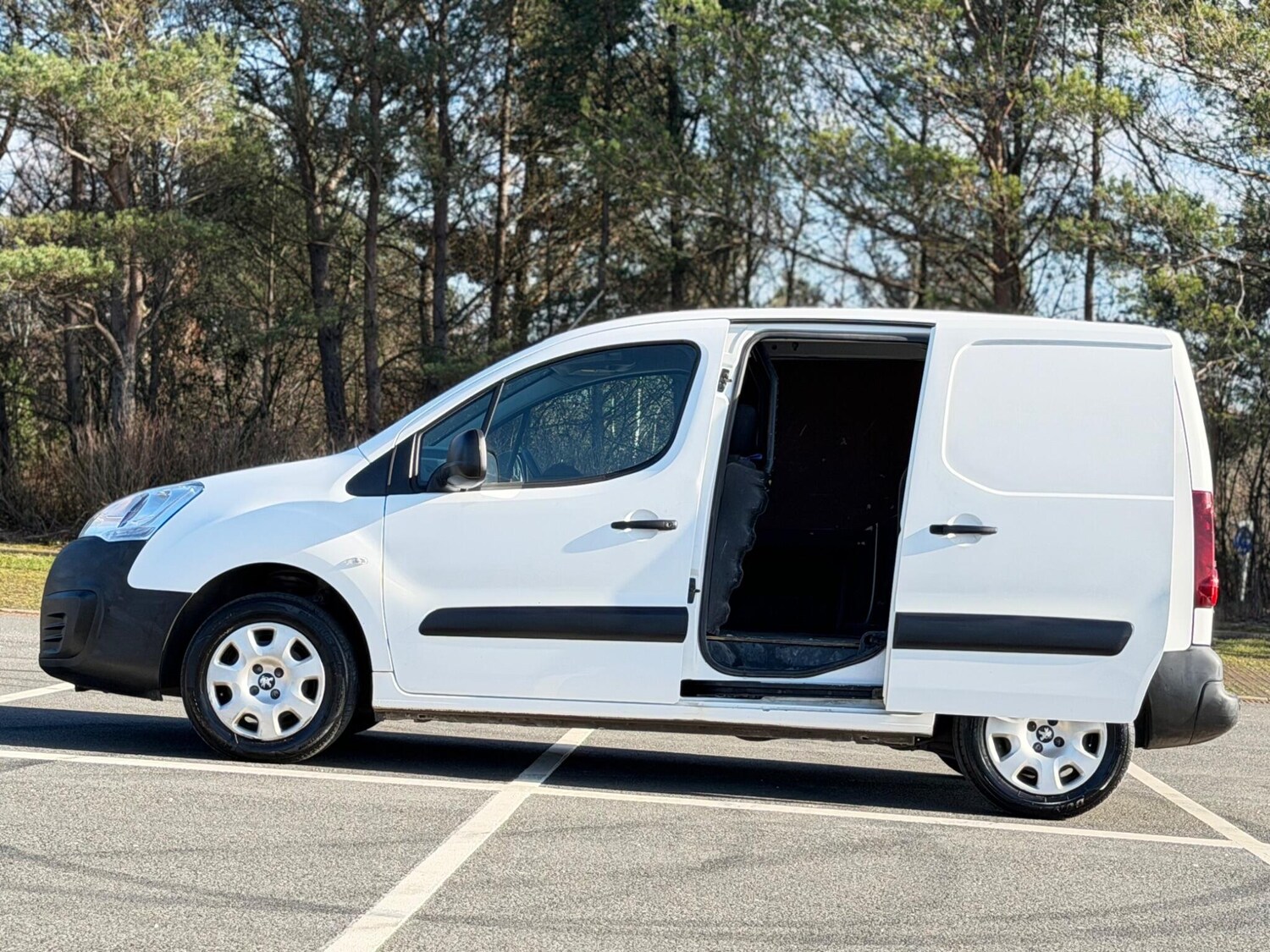 Used Peugeot Partner 2018 for sale - 77783590: Photo 14