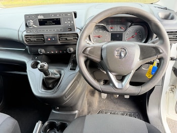 Used Vauxhall Combo 2019 for sale - 77939538: Photo