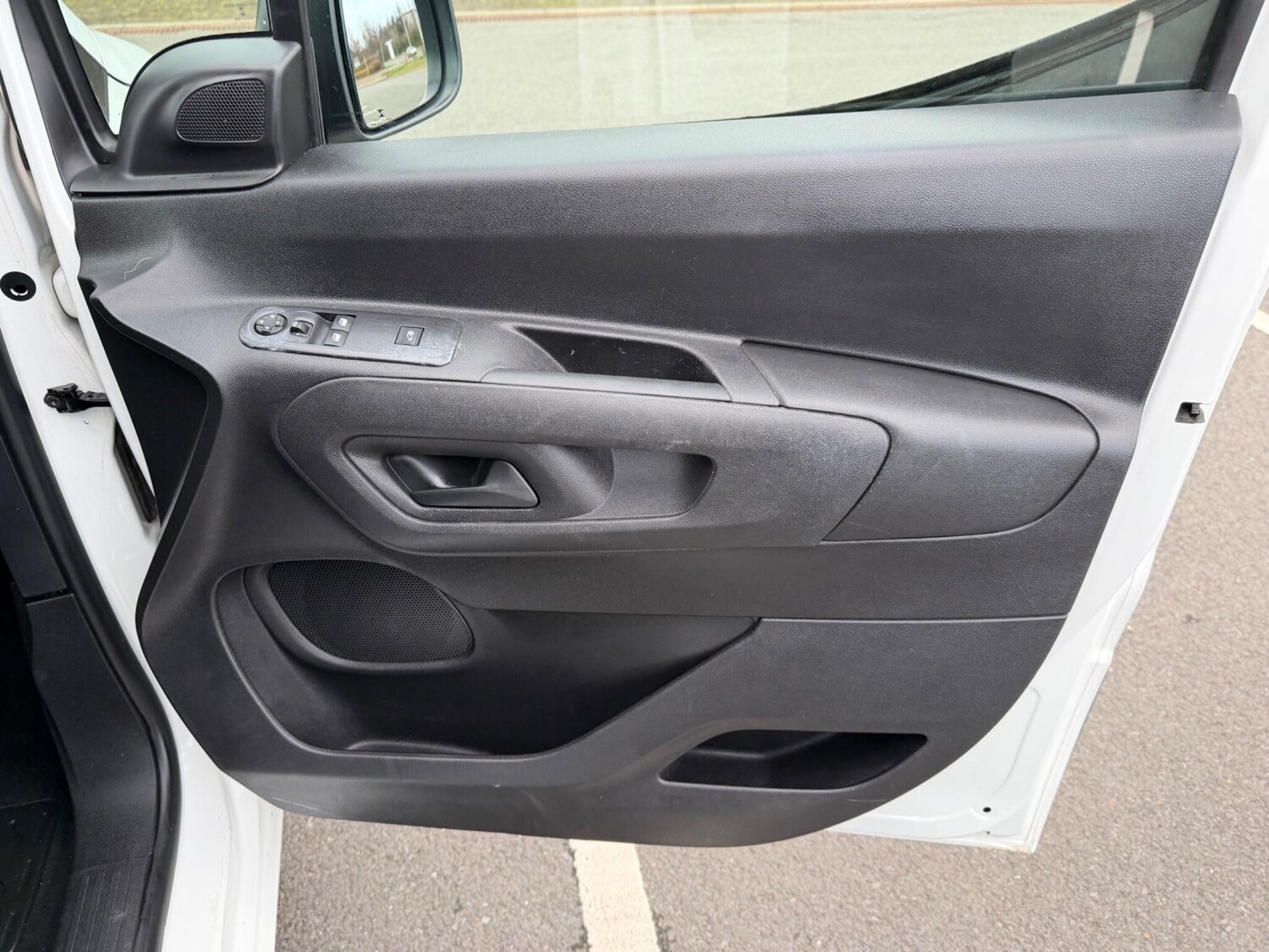 Used Vauxhall Combo for sale - 77671291: Photo 24