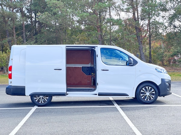 Used Citroen Dispatch 2021 for sale - 75987825: Photo 10