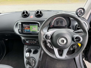 Used smart fortwo 2016 for sale - 78281103: Photo