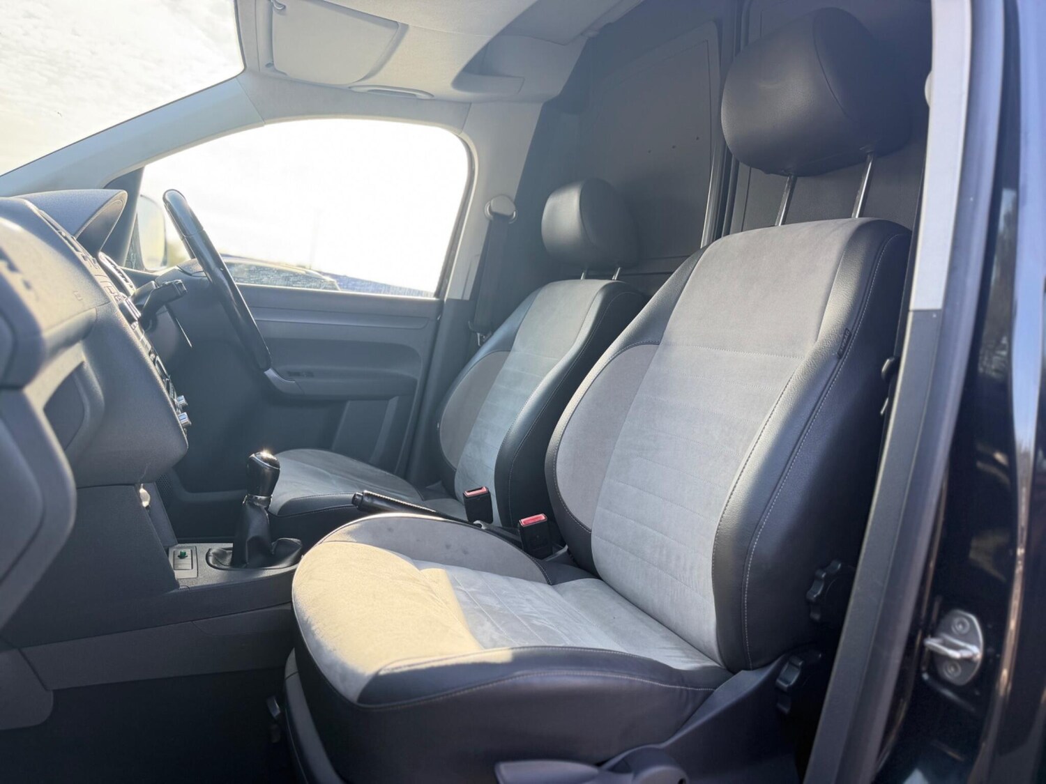 Used Volkswagen Caddy for sale - 77958138: Photo 24