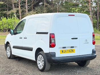 Used Citroen Berlingo 2017 for sale - 79607401: Photo