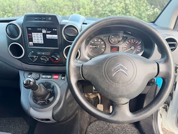 Used Citroen Berlingo 2017 for sale - 79607401: Photo