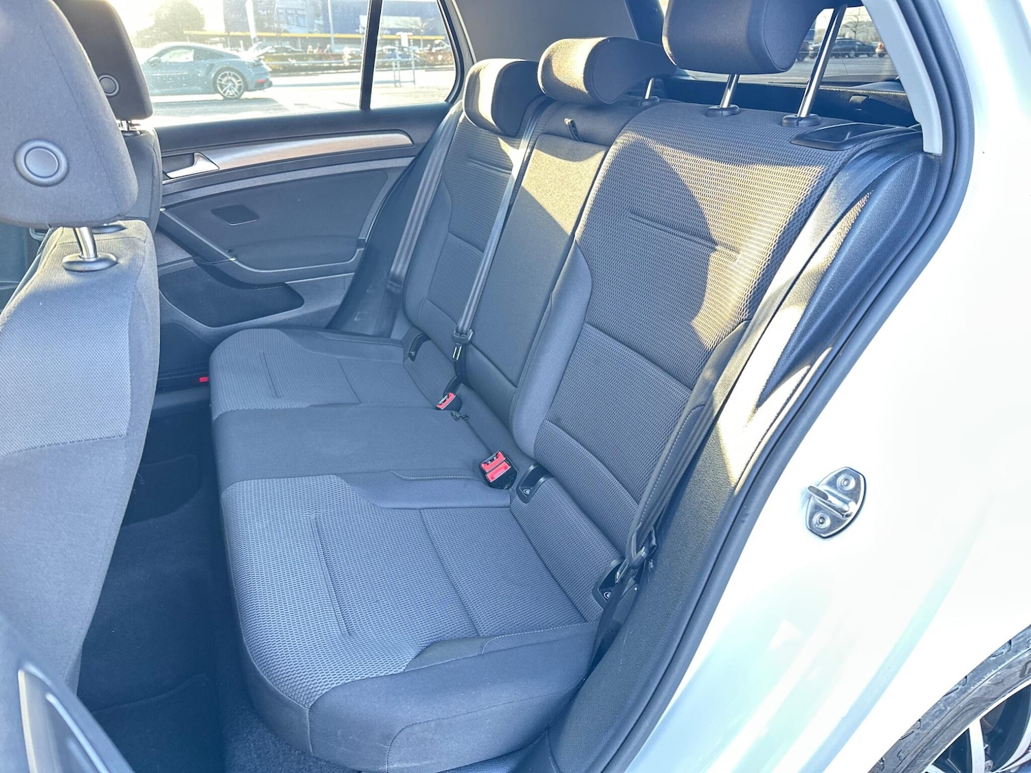 Used Volkswagen Golf 2018 for sale - 77142947: Photo 35