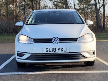 Used Volkswagen Golf 2018 for sale - 77142947: Photo