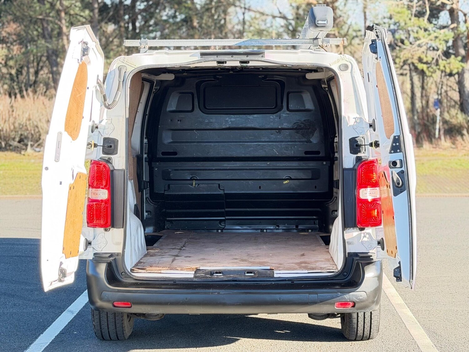 Used Peugeot Expert 2018 for sale - 77783720: Photo 12