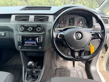 Used Volkswagen Caddy 2016 for sale - 78840032: Photo