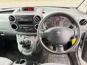 Used Peugeot Partner 2016 for sale - 78313416: Photo