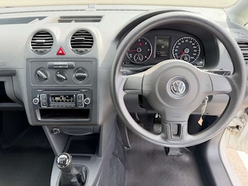 Used Volkswagen Caddy 2015 for sale - 78343802: Photo