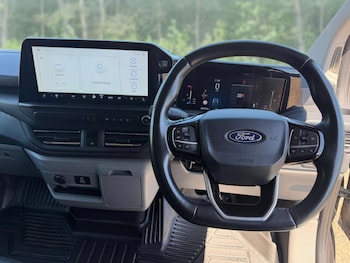 Used Ford Transit Custom 2024 for sale - 79334876: Photo