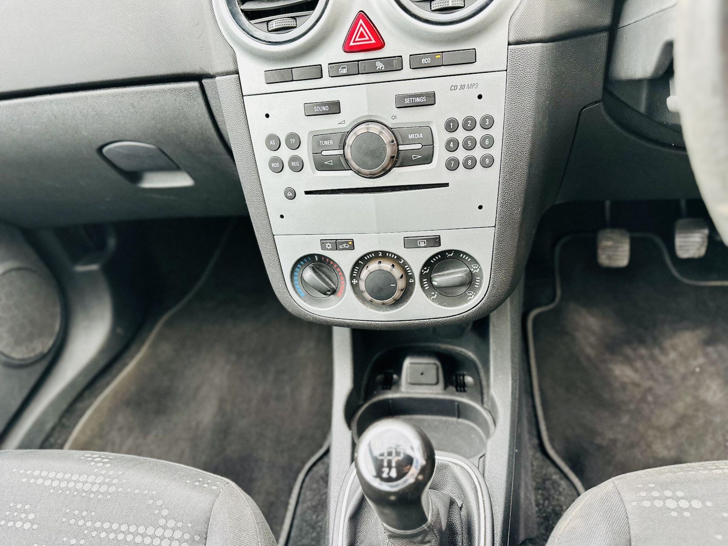 Used Vauxhall Corsa 2013 for sale - 77032812: Photo 12