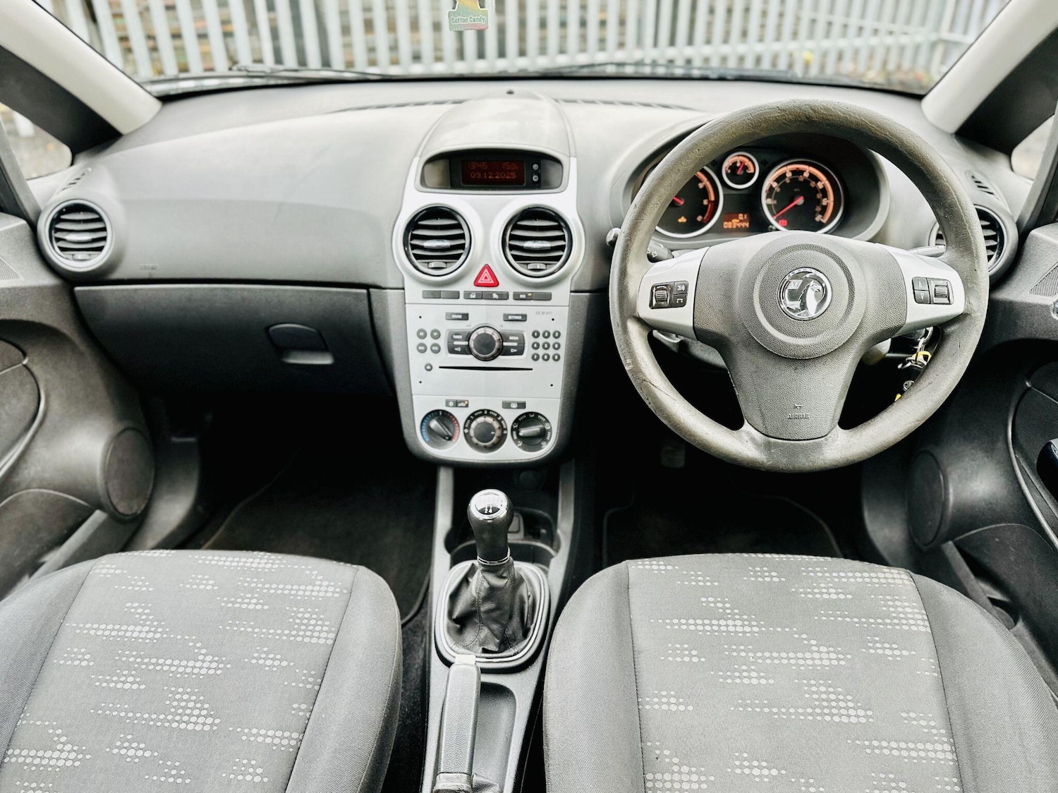 Used Vauxhall Corsa 2013 for sale - 77032812: Photo 4