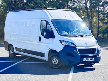 2018 (68) - 2.0 BlueHDi H2 Professional Van 130ps