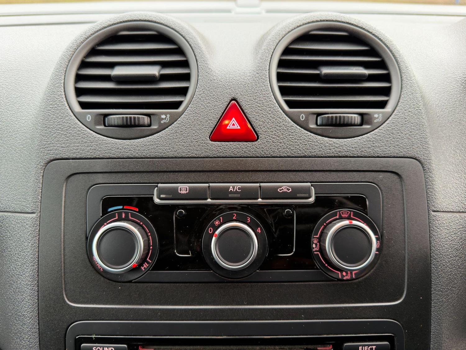 Used Volkswagen Caddy 2014 for sale - 78020362: Photo 17