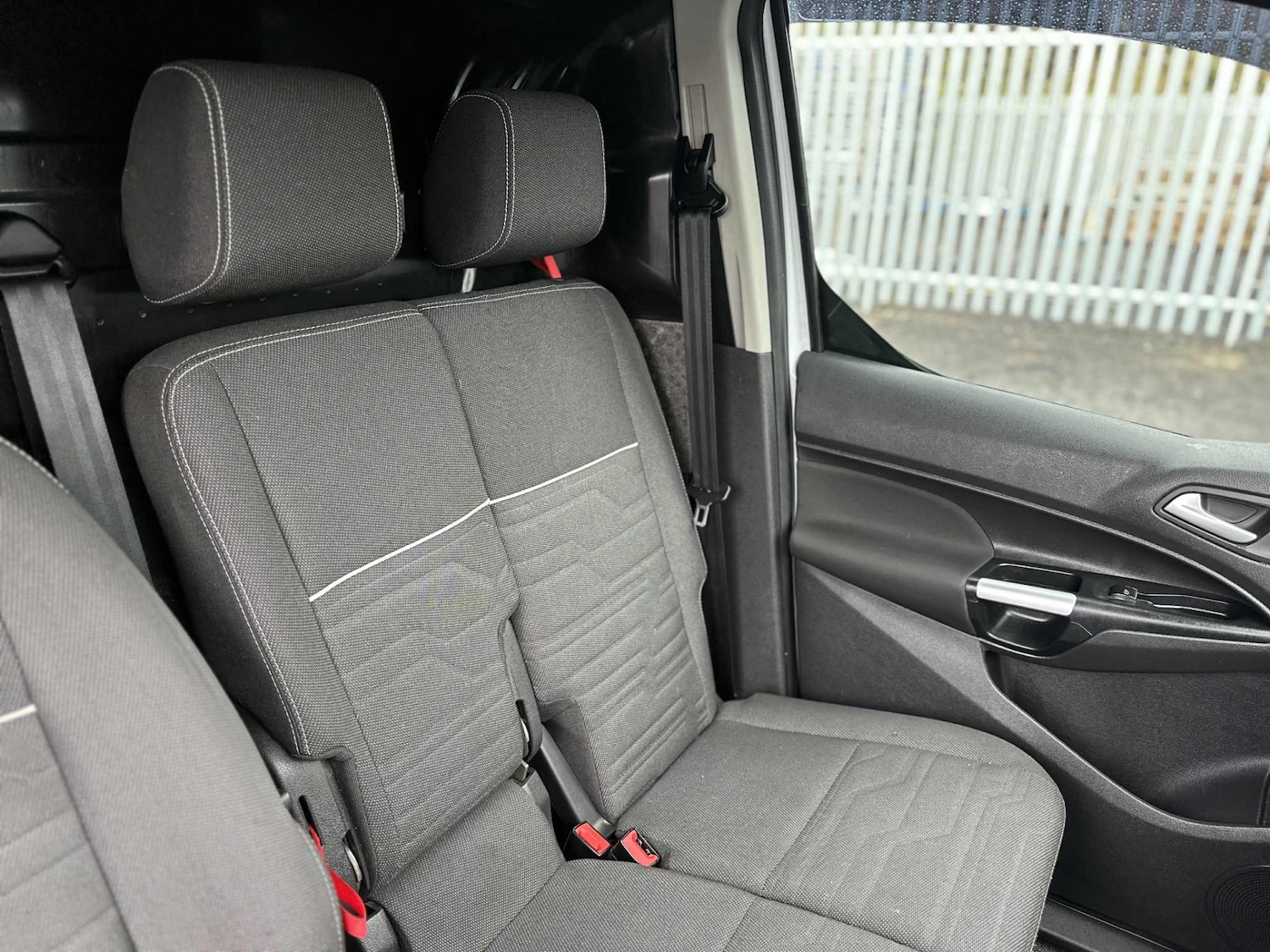 Used Ford Transit Connect 2017 for sale - 76536878: Photo 17