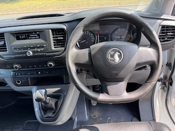 Used Vauxhall Vivaro 2020 for sale - 75616158: Photo