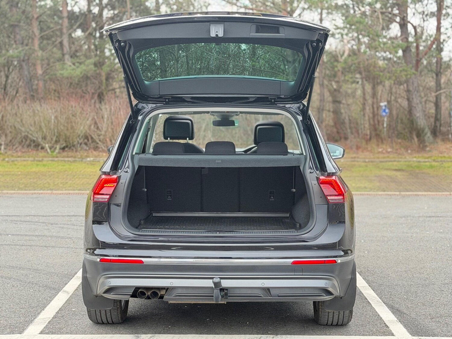 Used Volkswagen Tiguan 2020 for sale - 77613029: Photo 12