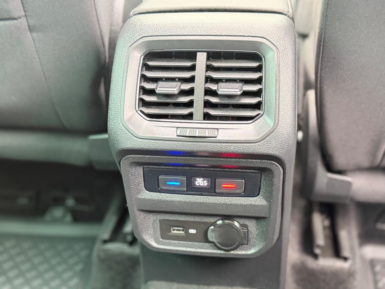 Used Volkswagen Tiguan 2020 for sale - 77613029: Photo 27