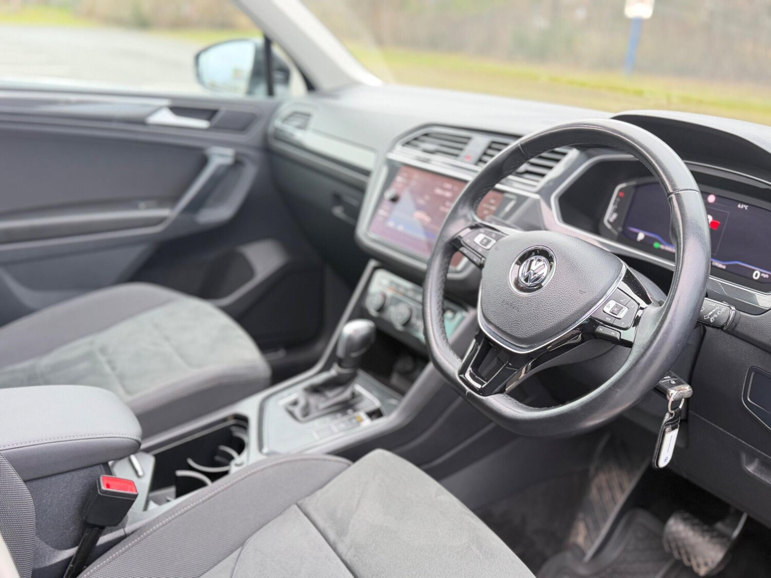 Used Volkswagen Tiguan 2020 for sale - 77613029: Photo 30