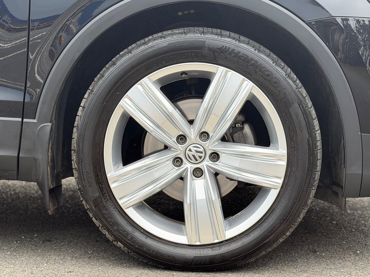 Used Volkswagen Tiguan 2020 for sale - 77613029: Photo 32