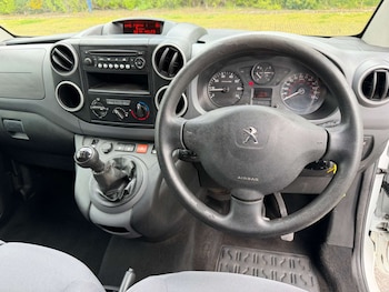 Used Peugeot Partner 2015 for sale - 78673187: Photo